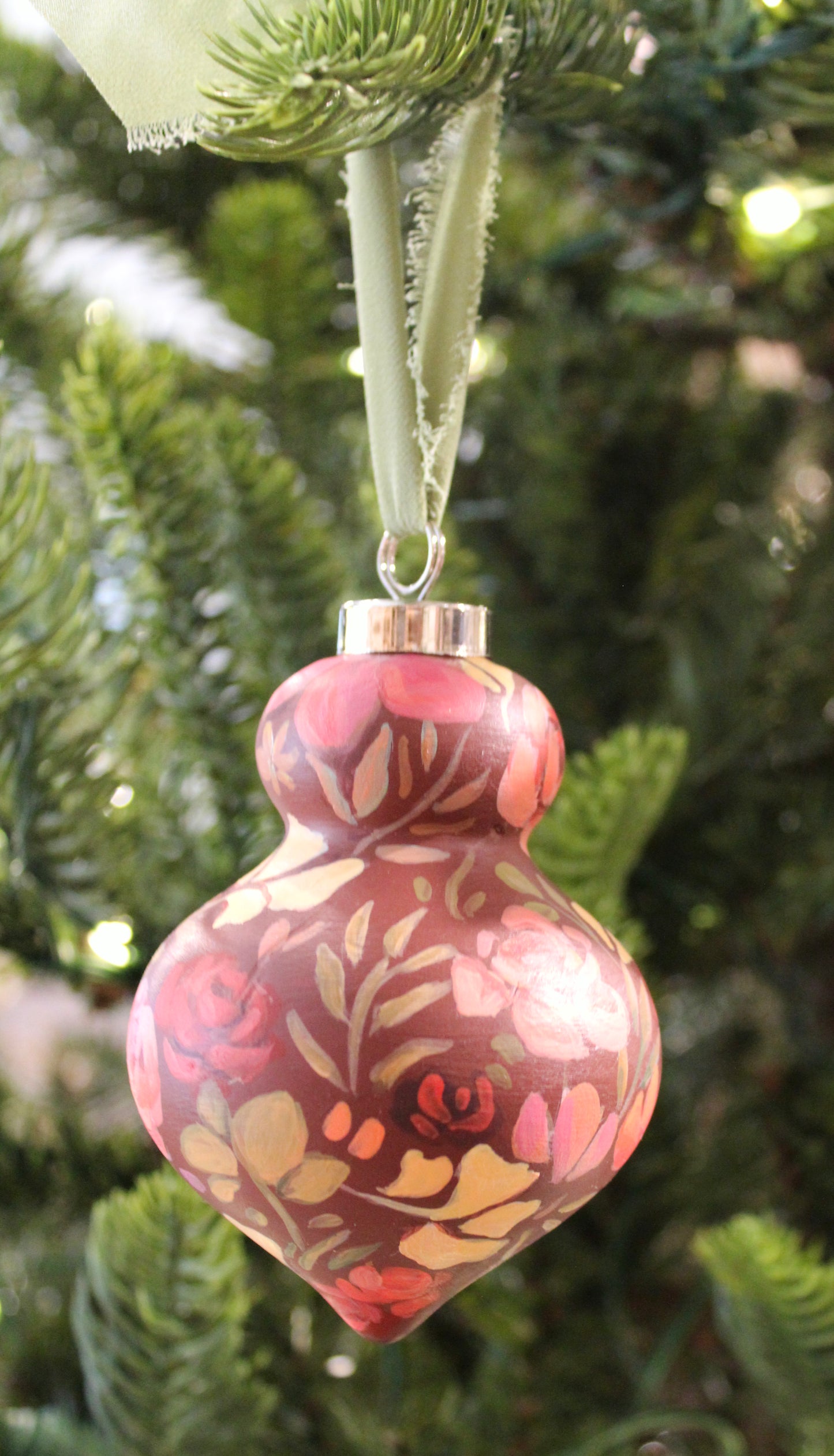 Cabernet Red Ornament 11